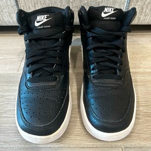Nike Court Vision Mid Black
